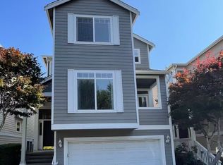 11317 NE 117th St, Kirkland, WA 98034