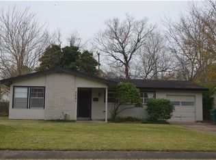 7031 Neff St, Houston, TX 77074