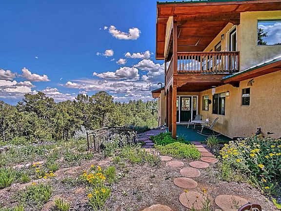 4th image of 15 Canyon Ln