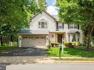 7688 Vinewood Ct, Gainesville, VA 20155