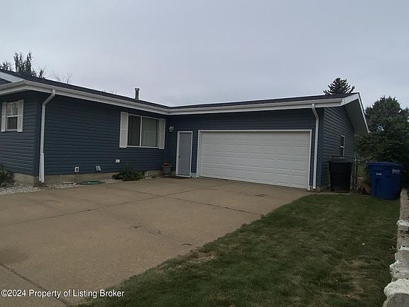 2nd image of 859 Senior Ave