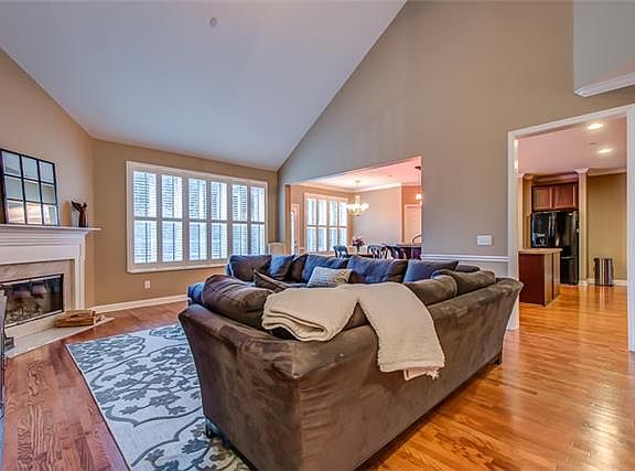 4th image of 3078 Ballenger Dr