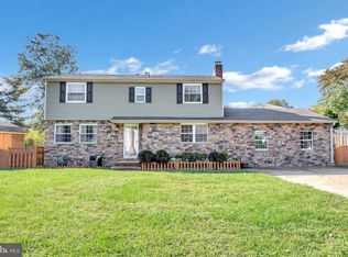 2 Lavelle Dr, Fredericksburg, VA 22407