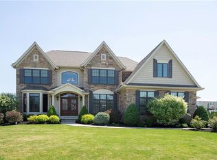105 Arcadian Dr, Buffalo, NY