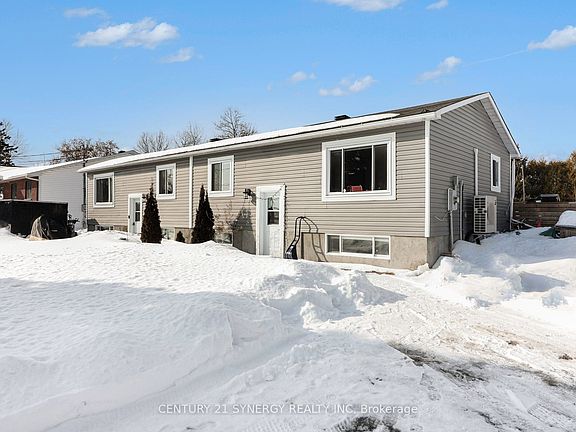 2nd image of 1965/1967 Devine Rd