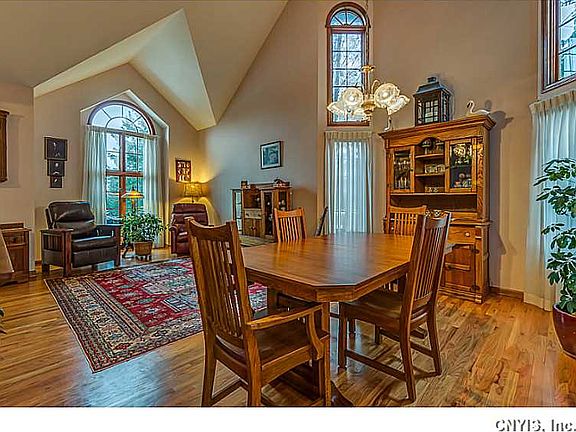 5th image of 4991 Marshfield Ct