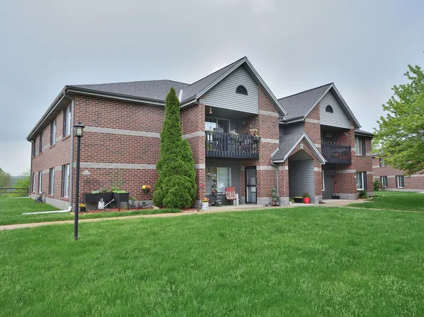 S75W16710 Jacob Ct, Muskego, WI 53150