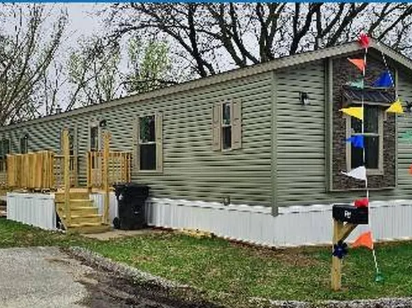 3700 28th St #25, Sioux City, IA 51105