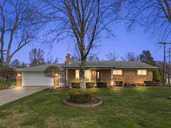 52742 Pappy Ln, Shelby Township, MI 48316