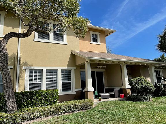 2nd image of 991 Marina Del Ray Ln Unit 2