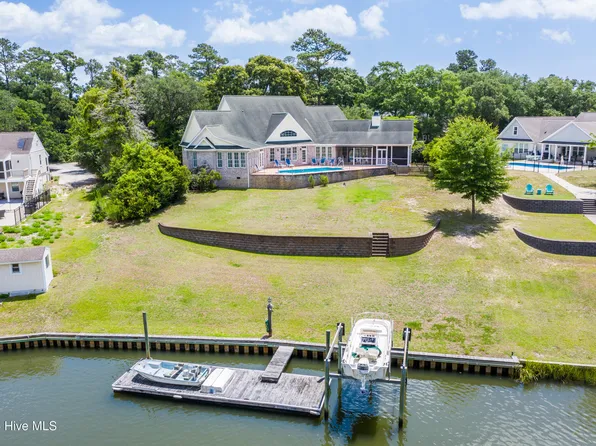 184 Olde Point Road, Hampstead, NC 28443