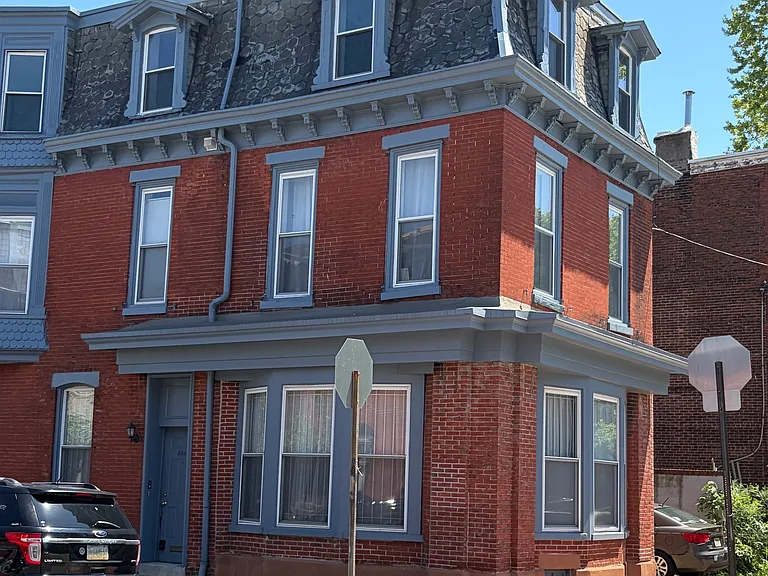 335 N Saunders Ave #1 — Photo 13