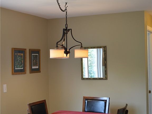 5th image of 18577 NE Vaughn Milton Loop