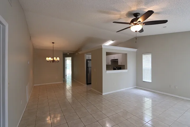 9438 Bud Wood St — Photo 3