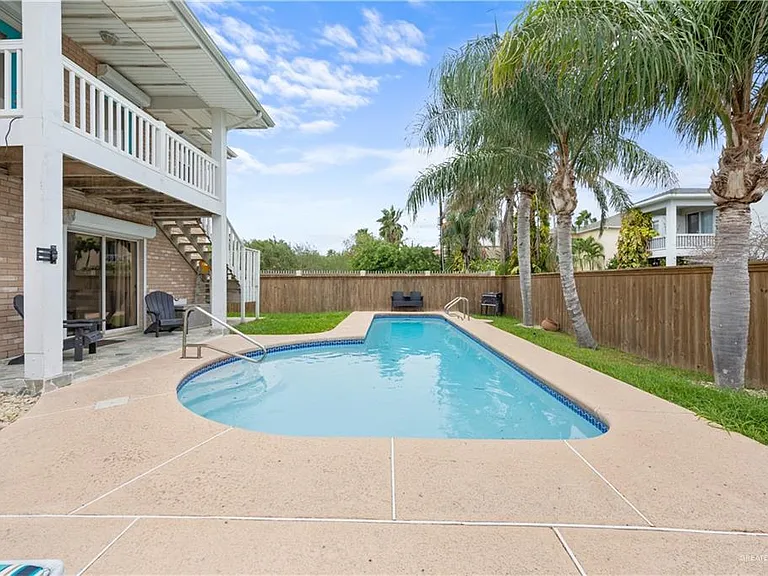 206 W Bahama St — Photo 2