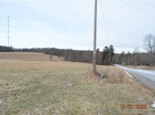 26168 Rich Hill Rd, Connellsville, PA 15425