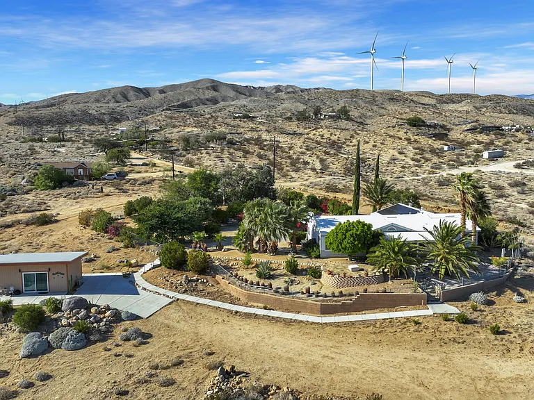 60781 Painted Hills Rd #60781 — Photo 22