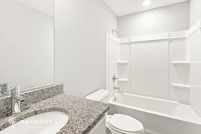 227 Iris St — Photo 13