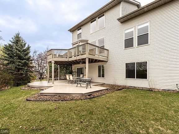 5th image of 221 Carver Creek Pl