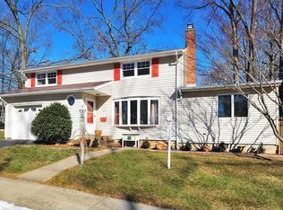 99 Hudson Ave, Waldwick, NJ 07463