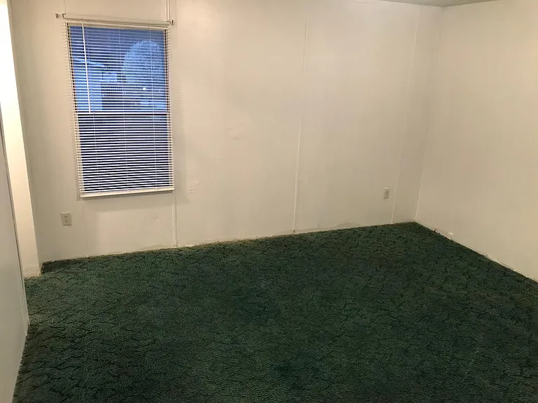 500 Linen Ln — Photo 4