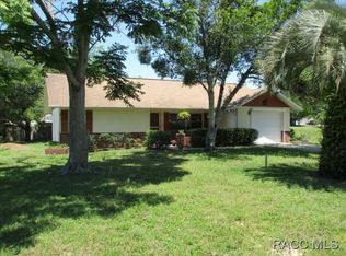 214 S Lincoln Ave, Beverly Hills, FL 34465