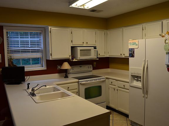 5th image of 1504 Sedgewick Ct