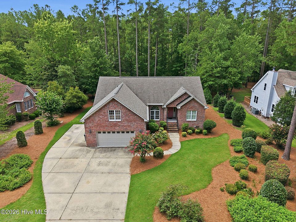 1st image of 116 Saint Andrews Circle
