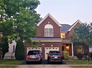 25230 Crossfield Dr, Chantilly, VA 20152