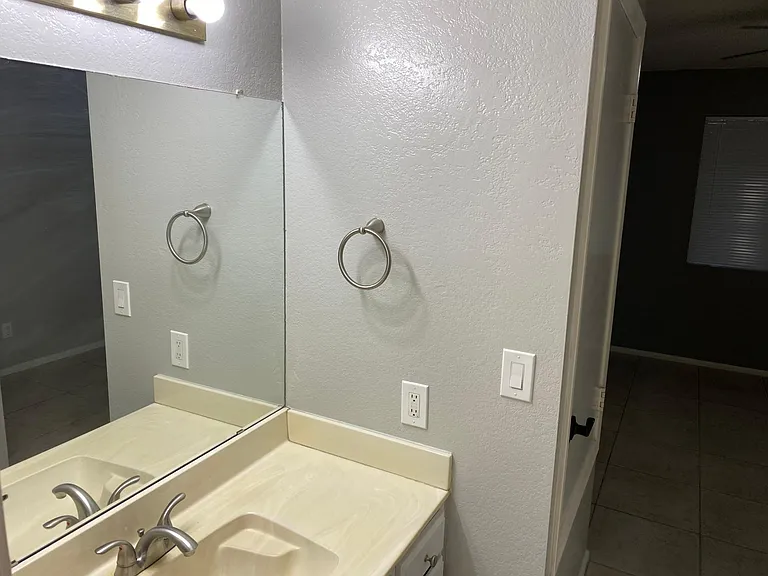 2114-533 W Guadalupe Rd #2114 — Photo 20