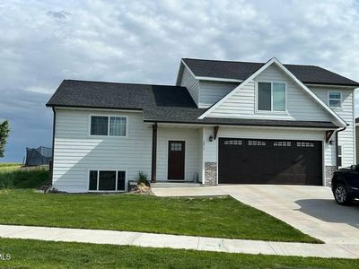 2017 Granite Rd, Watford City, ND, 58854