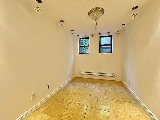 4th image of 28 W 90th St #1R