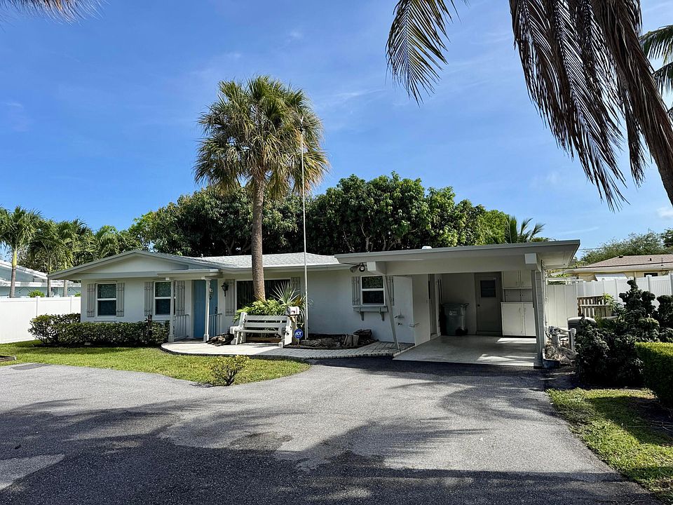 1st image of 2560 NE 20th Street