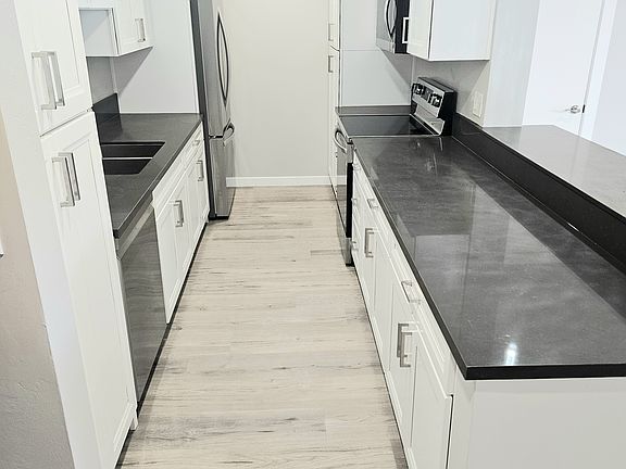 5th image of 4444 W Point Loma Blvd Unit 19