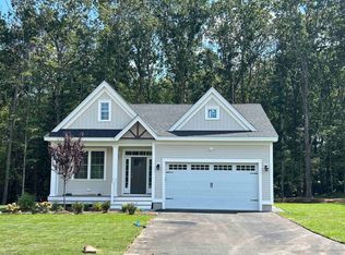 56 Summerwind Pl #11, Greenland, NH 03840
