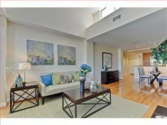 800 High St #406 — Photo 3