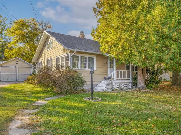 724 Clover STREET, Lake Geneva, WI 53147