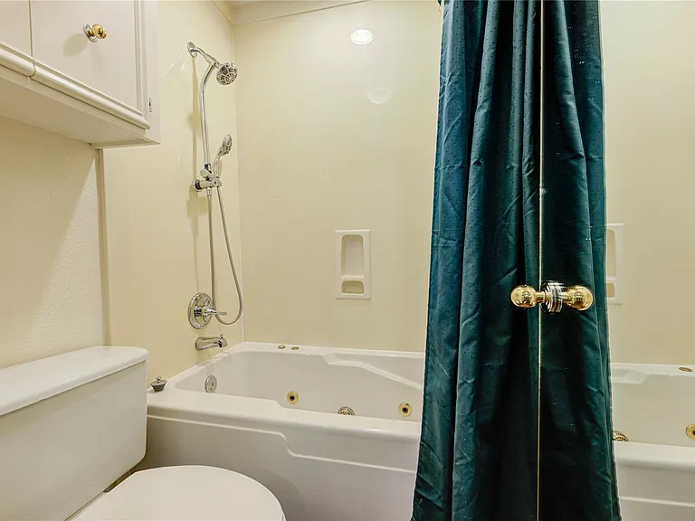 10850 Kirktown Dr — Photo 15