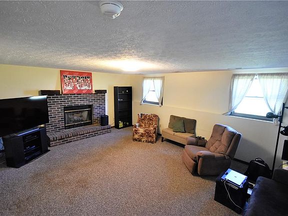 4th image of 2055 Linwood Ct