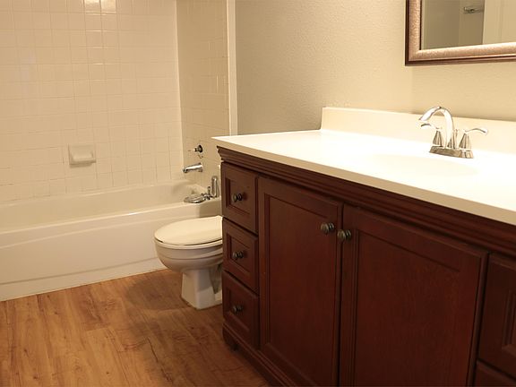 4th image of 6000 Shepherd Mountain Cv Unit 308