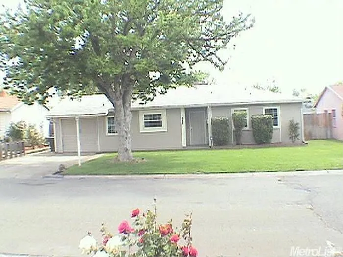 3432 Barrington Rd photo 1