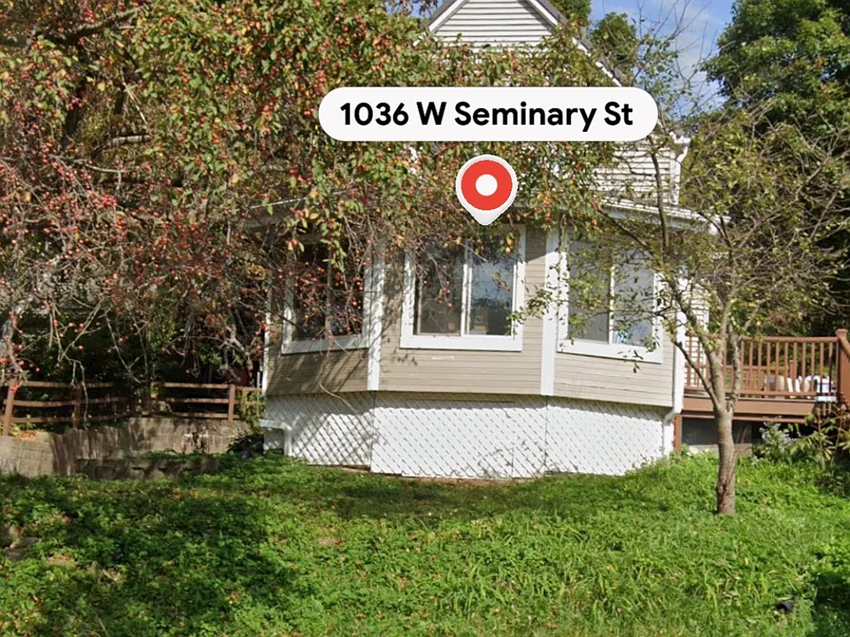 1036 W Seminary St