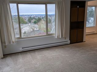 312 N 76th St #302, Seattle, WA 98103