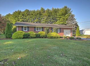 1507 Old Iron Mountain Rd, Unicoi, TN 37692