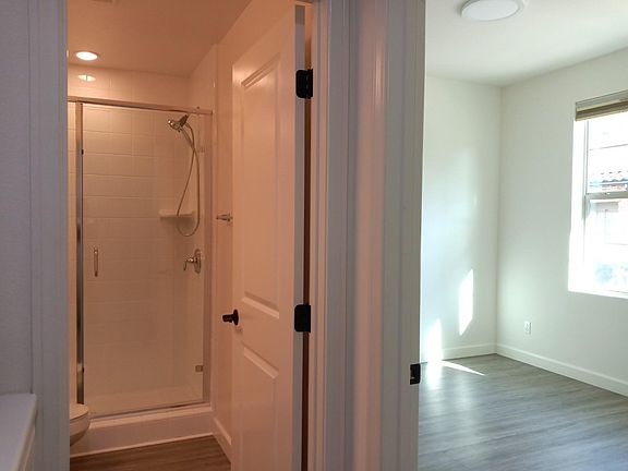 5th image of 16192 Veridian Cir
