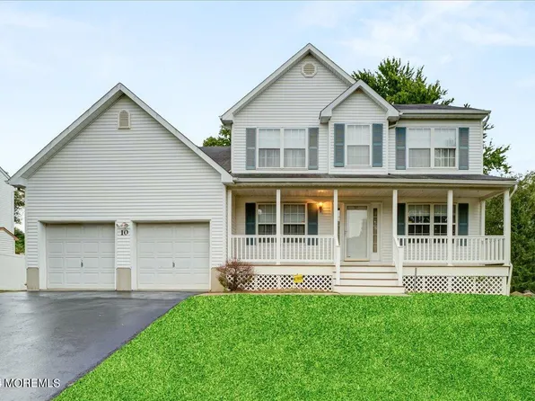 10 Mcdonald Way, Manalapan, NJ 07726