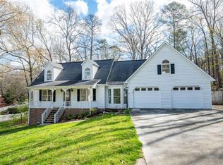 142 Thornwood Dr SE, Calhoun, GA 30701