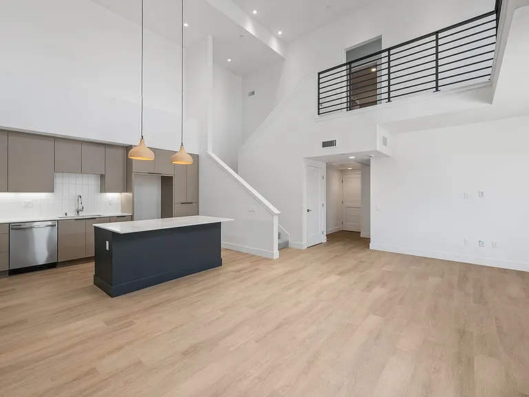 Virano Apartments — Photo 3