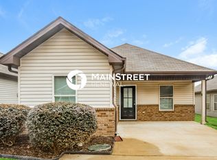 555 Kincaid Cove Ln, Odenville, AL 35120