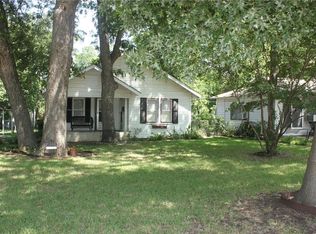 2704 Larry Dr, Garland, TX 75041